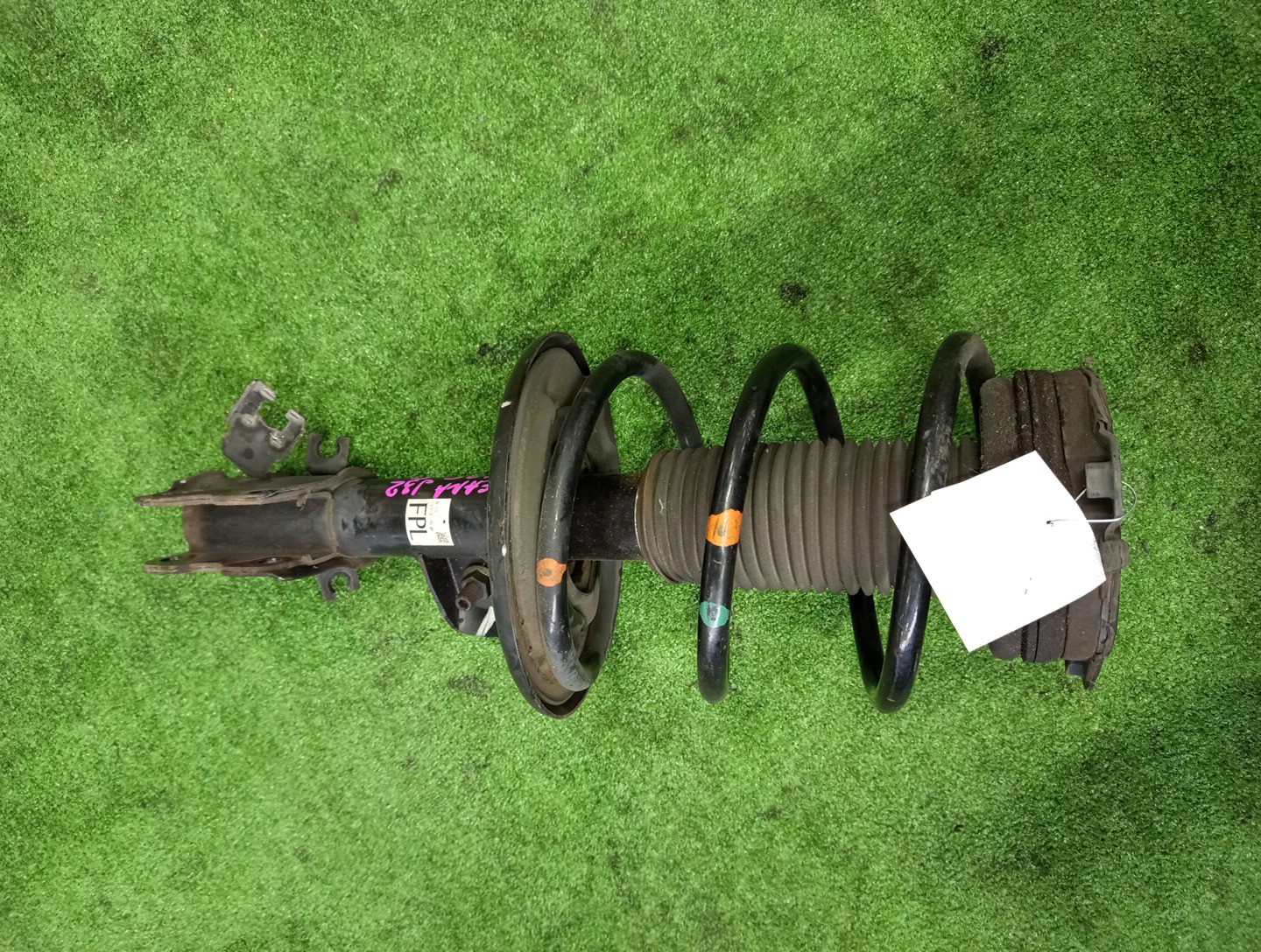 Стойка левая передняя NISSAN TEANA TNJ32, PJ32, J32 QR25DE, VQ35DE, VQ25DE 1 ракурс