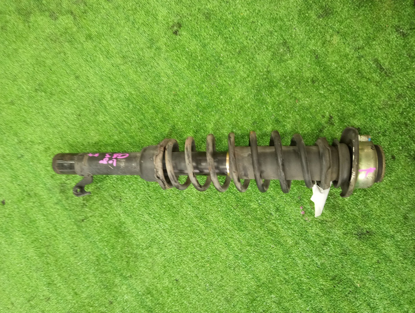 Стойка правая передняя HONDA CAPA, LOGO GA4, GA3, GA5 D15B, D13B 1 ракурс