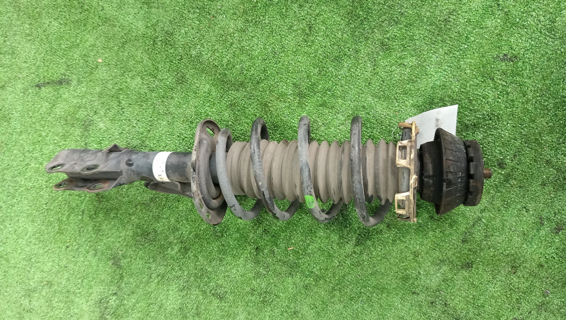 Стойка правая передняя HONDA PARTNER, AIRWAVE GJ3, GJ1 L15A 1 ракурс