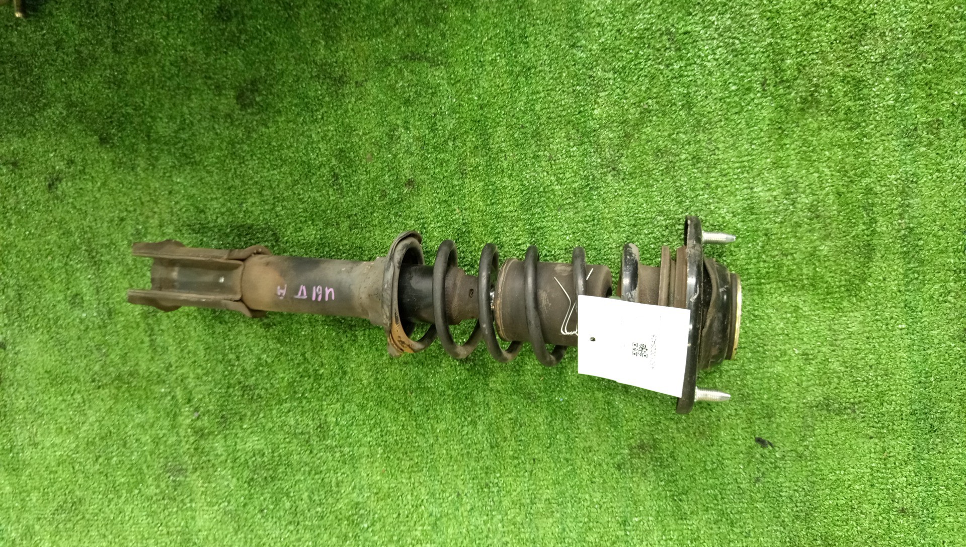 Стойка правая передняя MITSUBISHI MINICAB U61V 3G83 1 ракурс