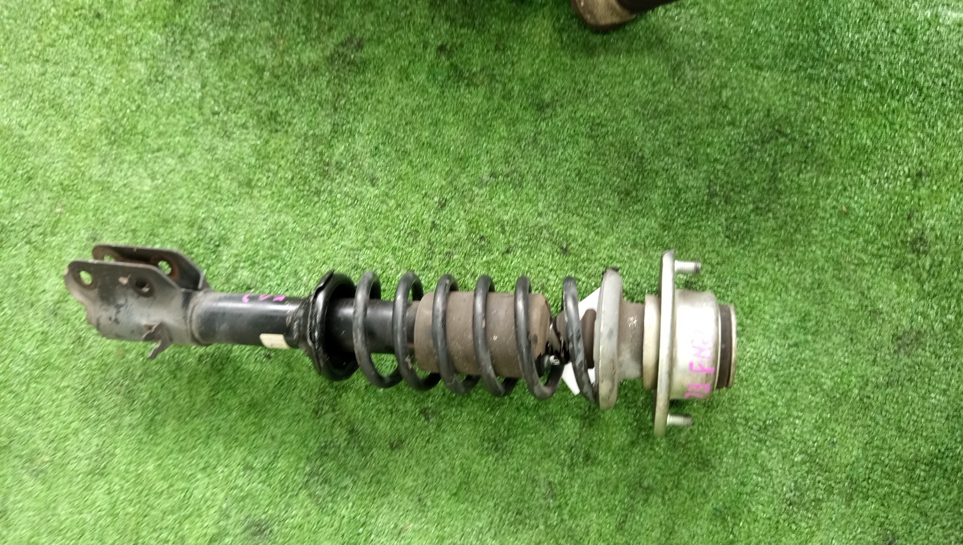 Стойка левая передняя SUBARU STELLA, R2, R1 RN1, RN2, RC1, RC2, RJ2, RJ1 EN07 1 ракурс