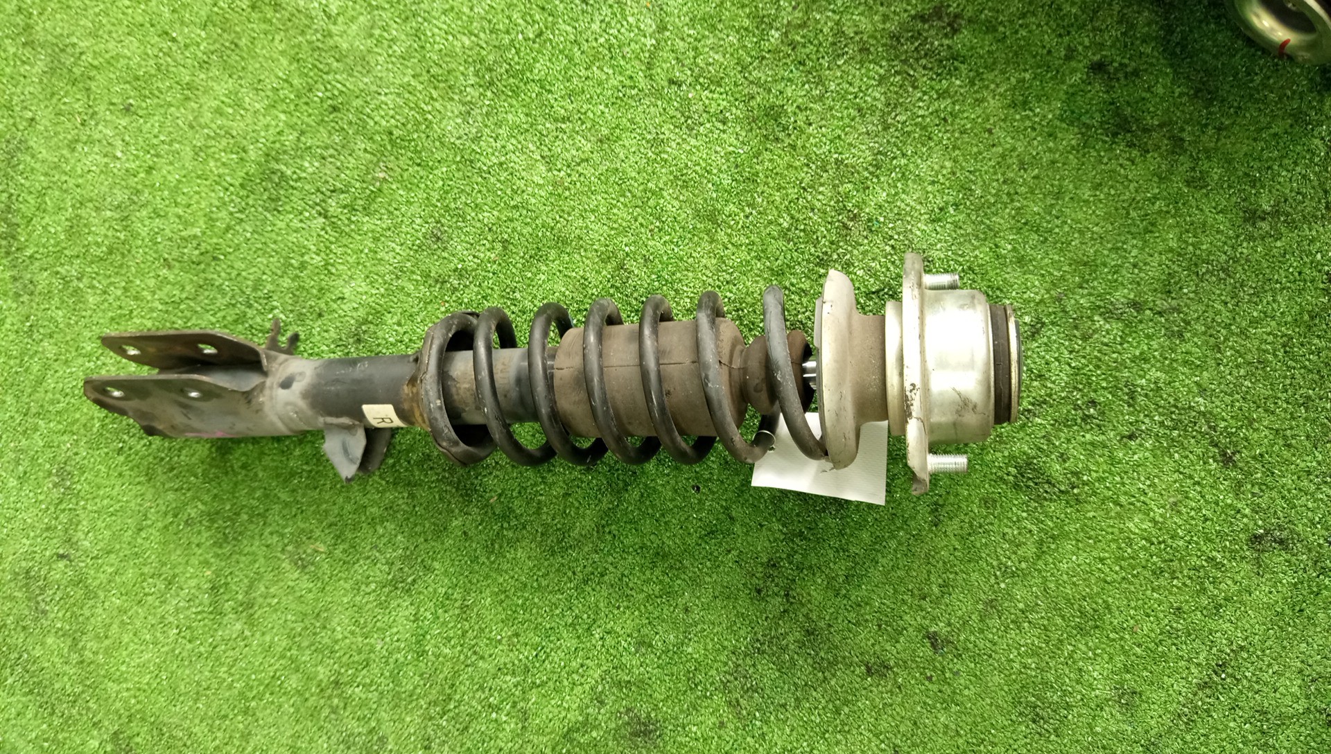 Стойка правая передняя SUBARU STELLA, R2, R1 RN1, RN2, RC1, RC2, RJ2, RJ1 EN07 1 ракурс