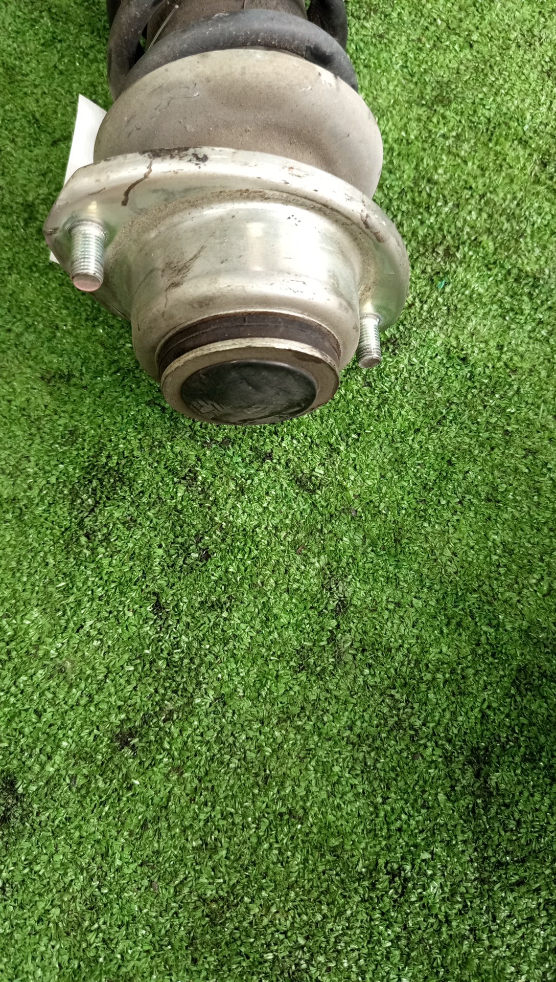 Стойка правая передняя SUBARU STELLA, R2, R1 RN1, RN2, RC1, RC2, RJ2, RJ1 EN07 2 ракурс