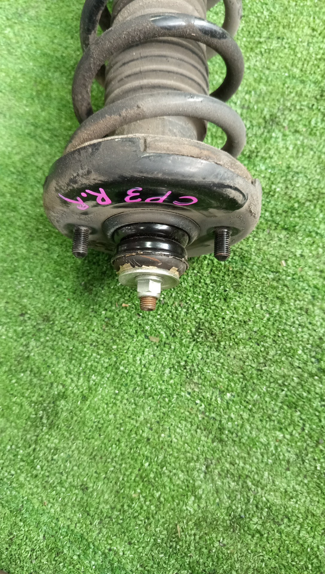 Стойка правая задняя HONDA INSPIRE CP3 J35A 2 ракурс