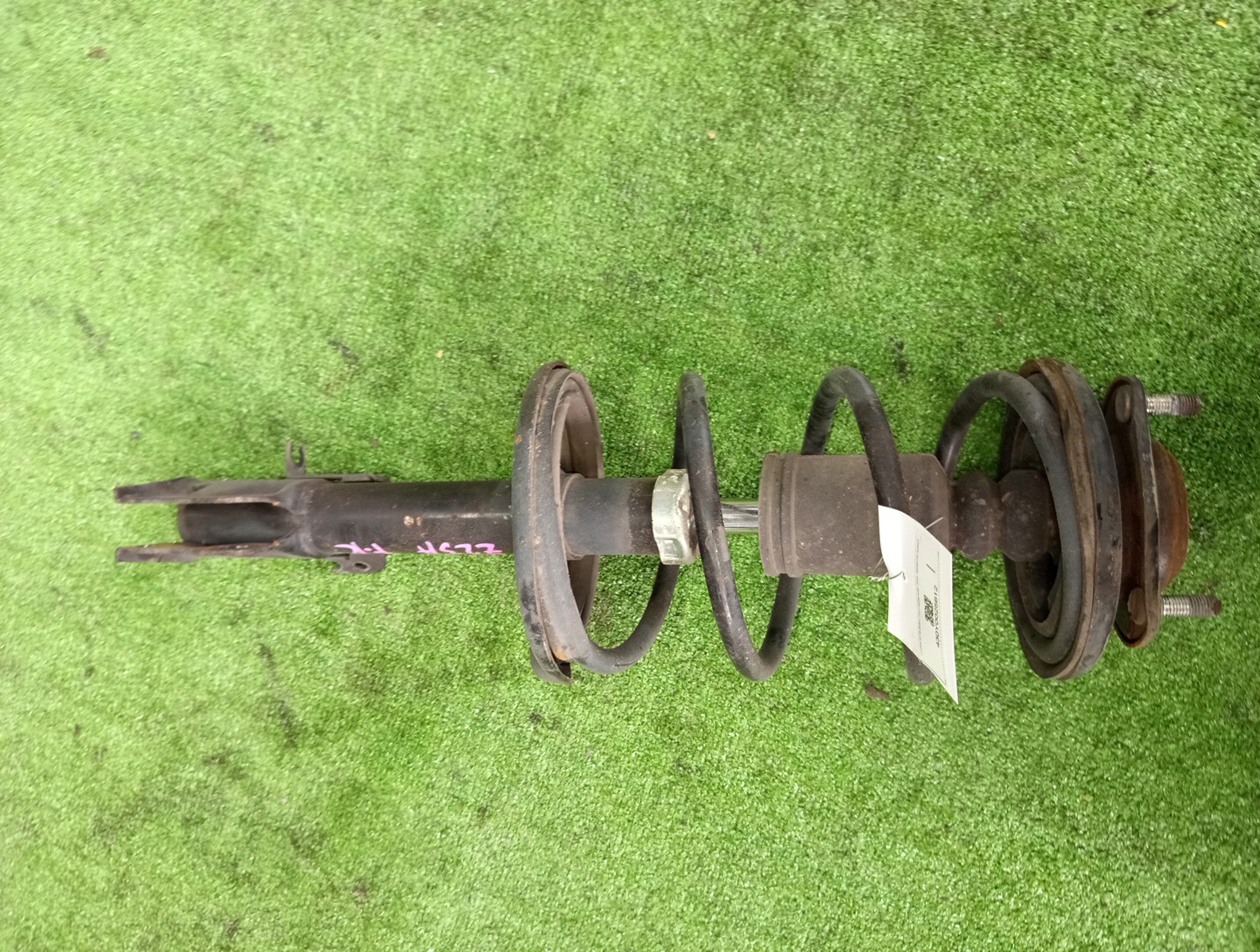 Стойка правая передняя MITSUBISHI COLT PLUS, COLT Z27W, Z23W, Z24W, Z27WG, Z24A, Z23A, Z27AG, Z21A, Z25A, Z26A, Z27A, Z28A, Z22A 4G15, 4A91, 4G15T, 4A90, 4G19 1 ракурс