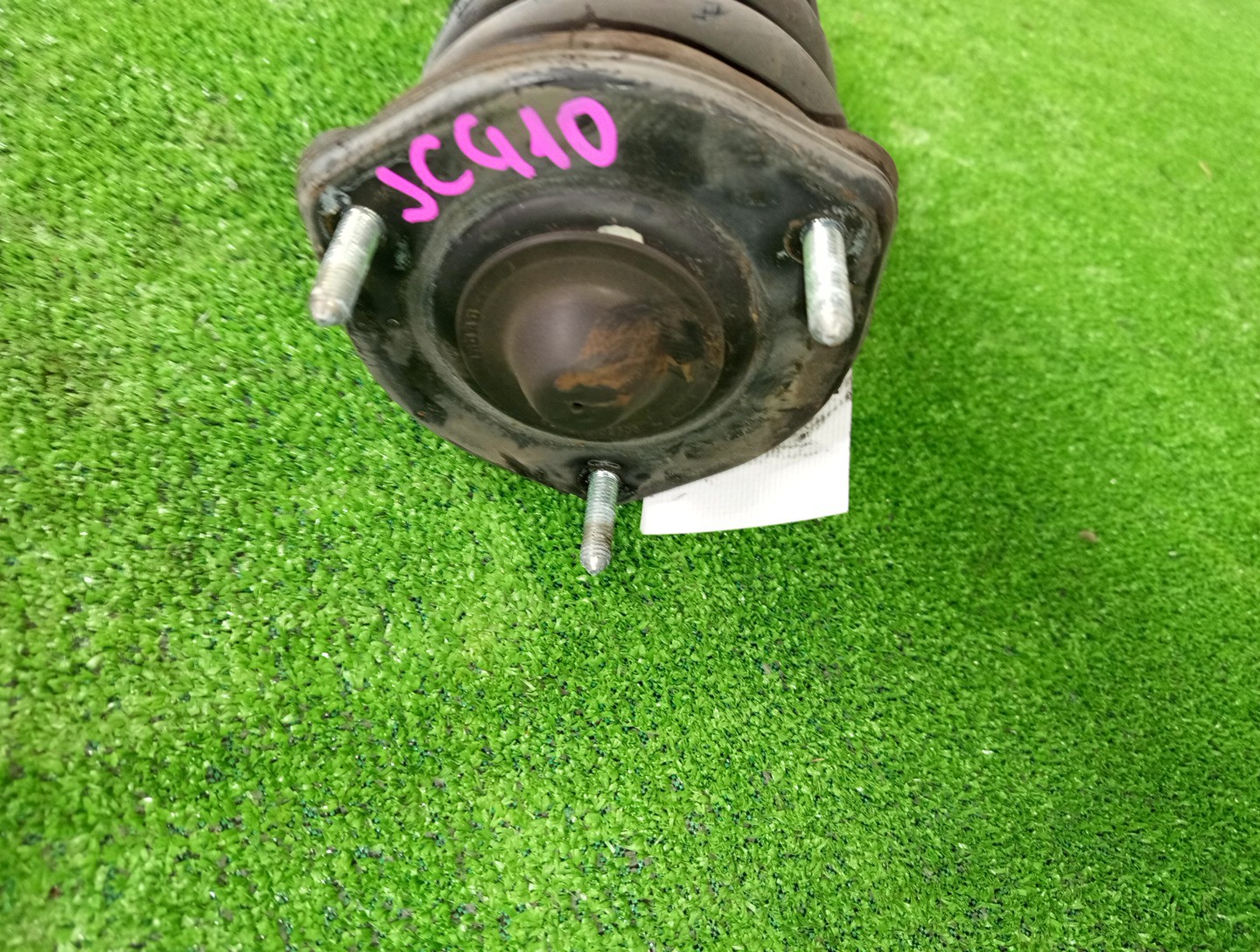 Стойка левая передняя TOYOTA PROGRES JCG10 1JZ-FSE 2 ракурс