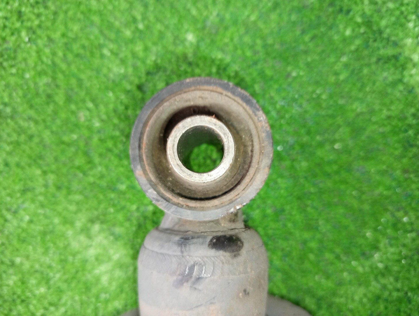 Стойка правая задняя TOYOTA PROGRES JCG10 1JZ-FSE 3 ракурс