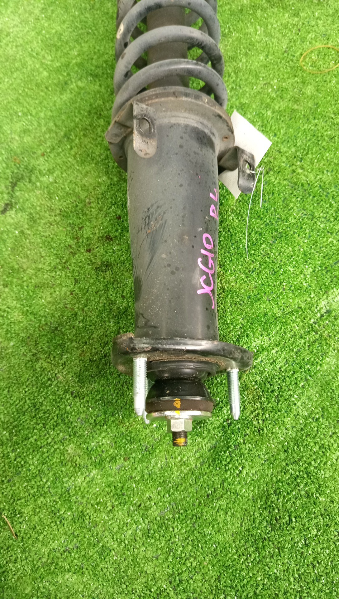 Стойка левая задняя TOYOTA PROGRES JCG10 1JZ-FSE 2 ракурс