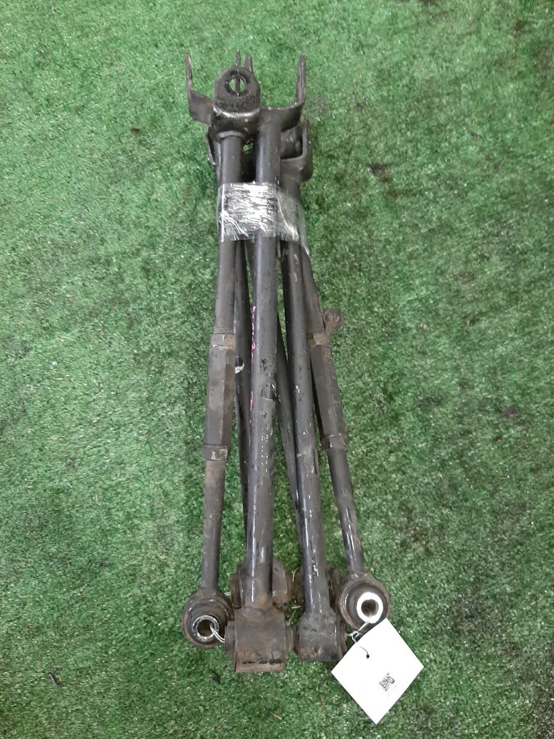 Тяга поперечная задняя TOYOTA WINDOM MCV30 1MZ-FE 1 ракурс