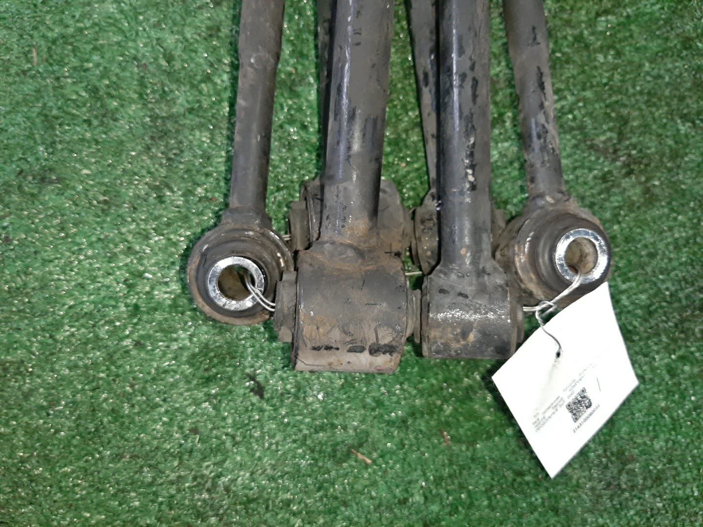 Тяга поперечная задняя TOYOTA WINDOM MCV30 1MZ-FE 2 ракурс