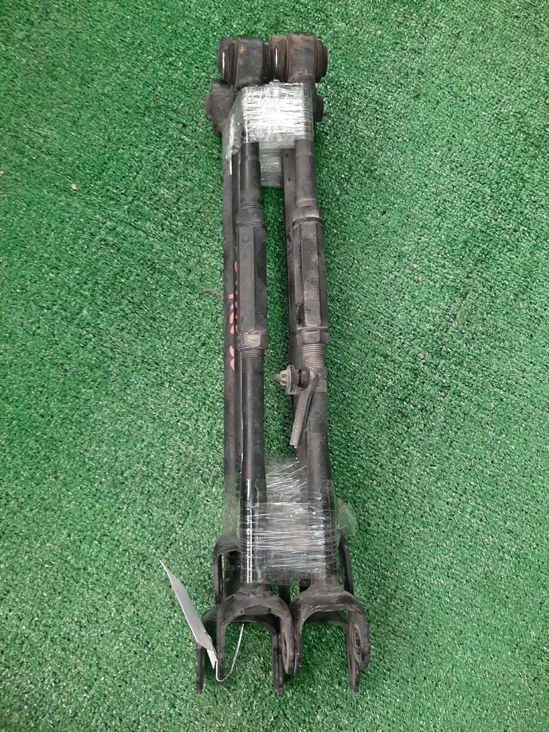 Тяга поперечная задняя TOYOTA WINDOM MCV30 1MZ-FE 1 ракурс