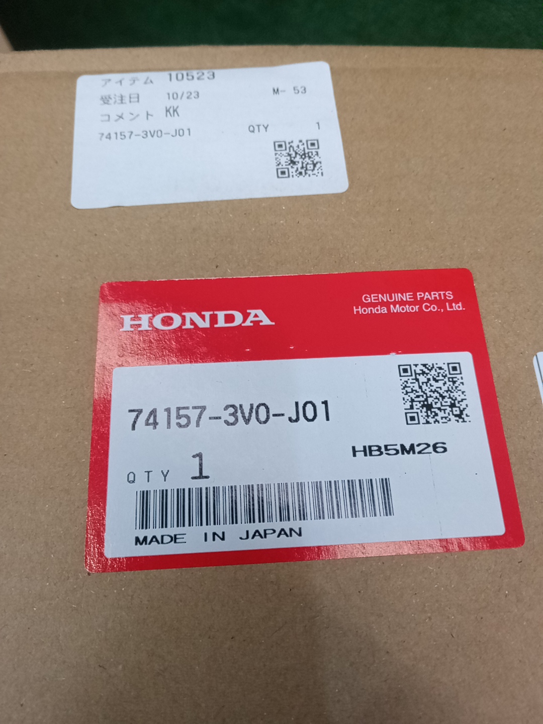 Уширитель крыла левый передний HONDA ZR-V 74157-3V0-J01 4 ракурс