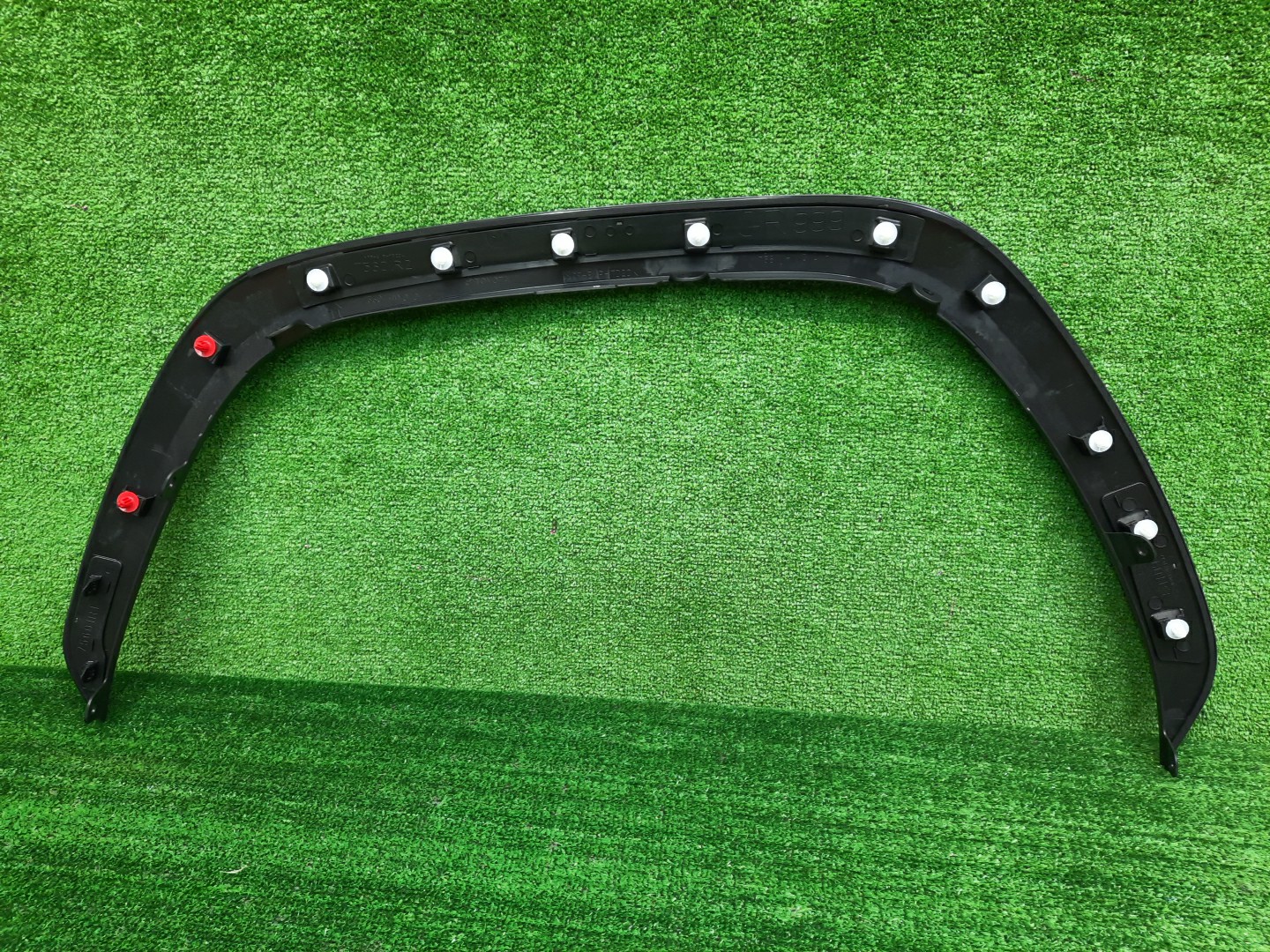 Уширитель крыла правый передний TOYOTA LAND CRUISER VJA300 75601-WY010 2 ракурс