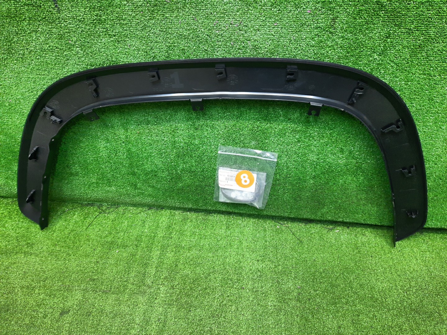 Уширитель крыла правый передний TOYOTA SEQUOIA VXKH85L 75085-0C900 2 ракурс