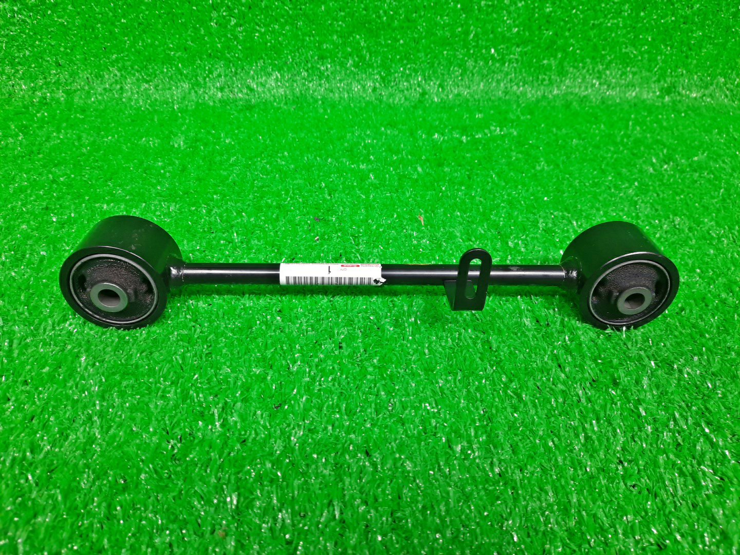 Тяга продольная левая задняя TOYOTA LAND CRUISER PRADO GRJ121 1GR-FE 48710-35070 1 ракурс