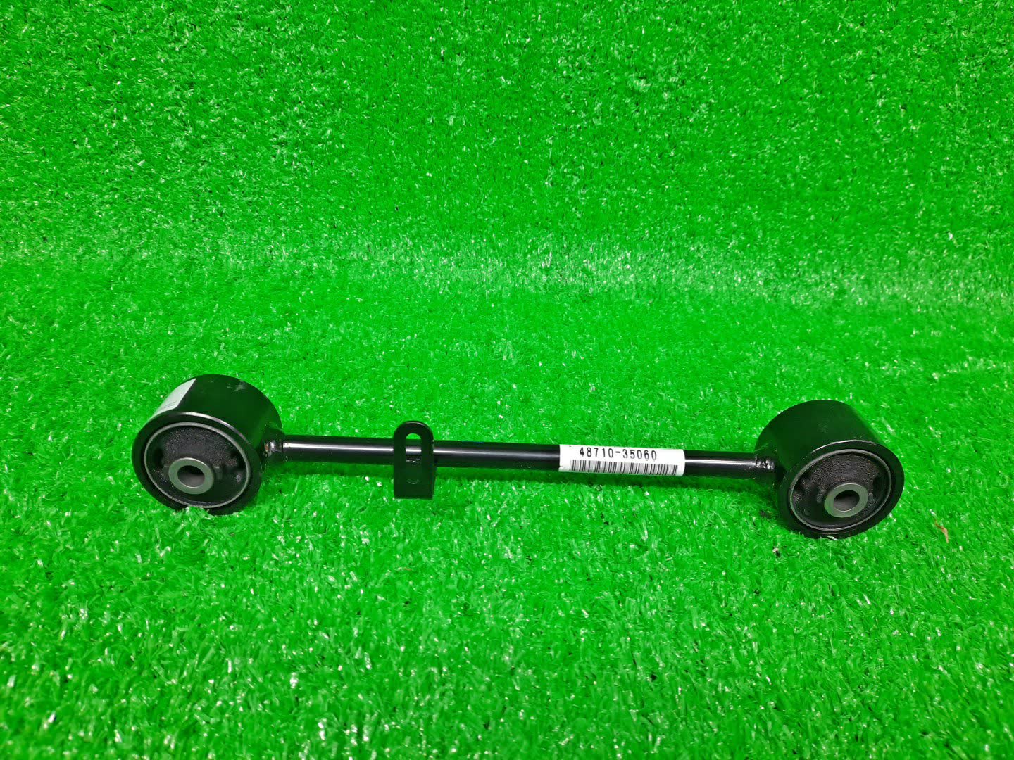 Тяга продольная правая задняя TOYOTA LAND CRUISER PRADO GRJ121 1GR-FE 48710-35060 1 ракурс