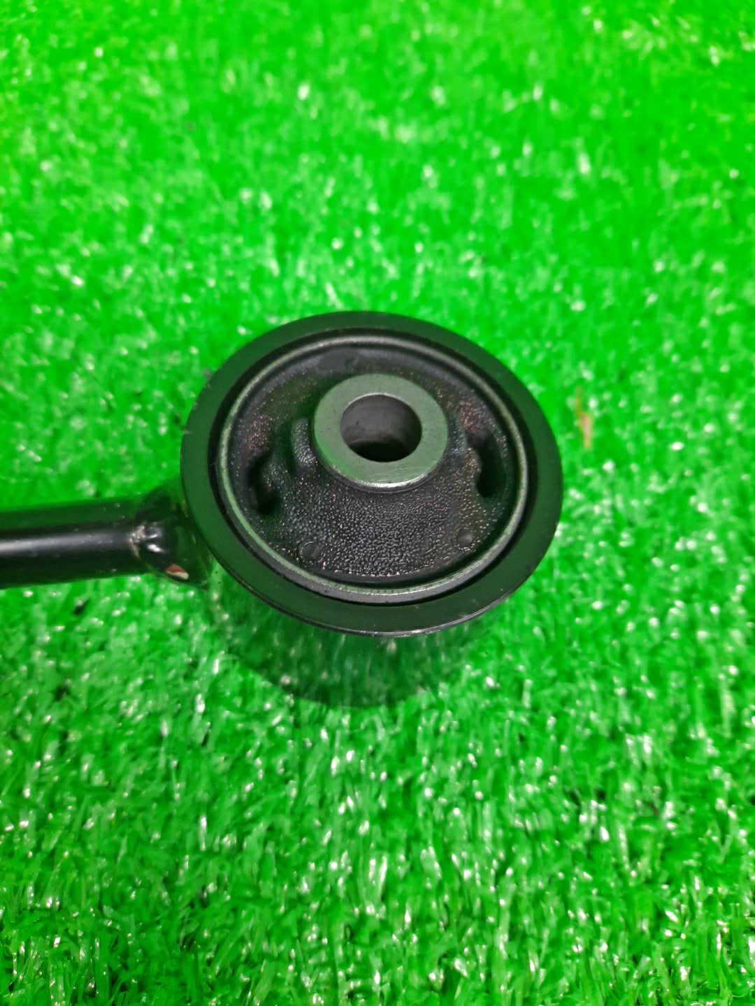 Тяга продольная правая задняя TOYOTA LAND CRUISER PRADO GRJ121 1GR-FE 48710-35060 3 ракурс