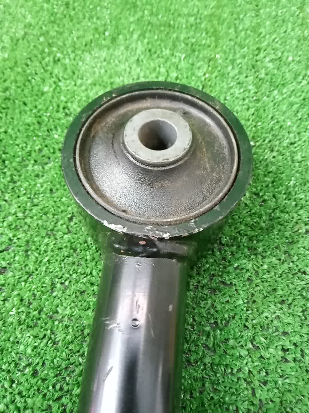 Тяга продольная задняя TOYOTA LAND CRUISER VDJ200 48720-60070 3 ракурс