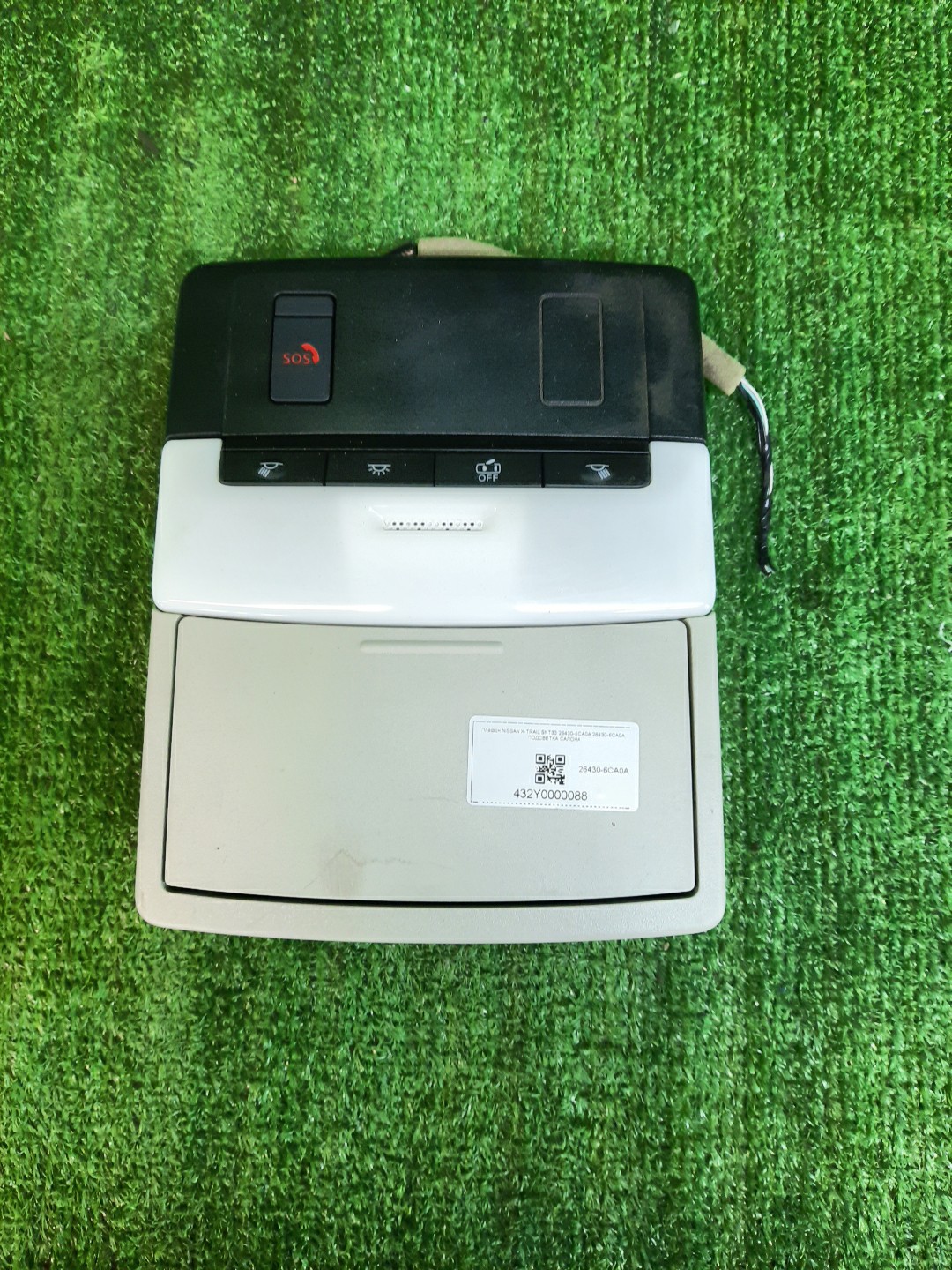 Плафон NISSAN X-TRAIL SNT33 26430-6CA0A 1 ракурс