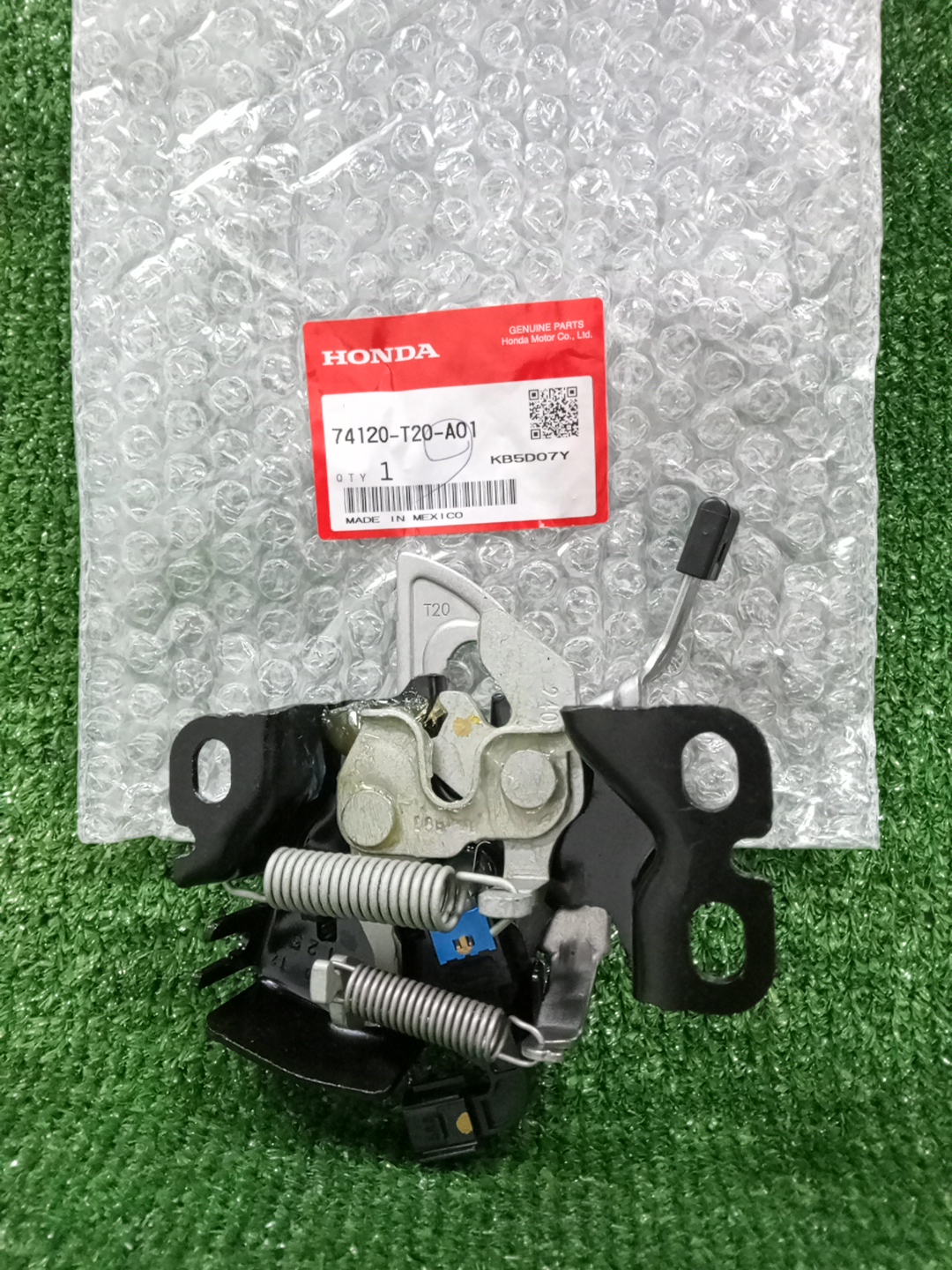 Замок капота HONDA CIVIC FL1 74120-T20-A01 2 ракурс