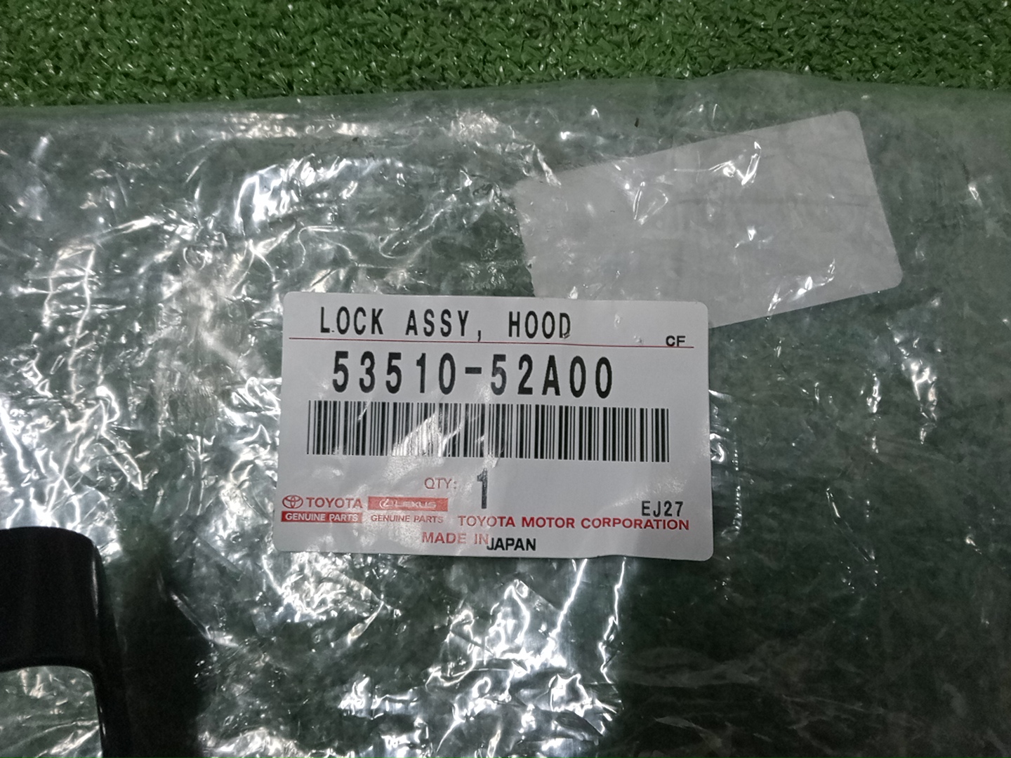 Замок капота TOYOTA YARIS GXPA16 G16E-GTS 53510-52A00 3 ракурс