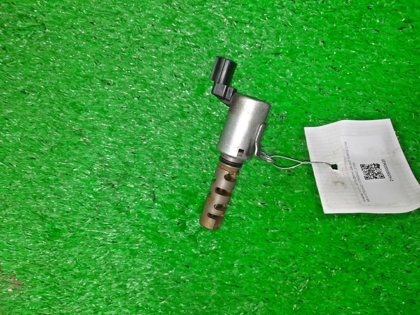 Клапан vvt-i MITSUBISHI GALANT FORTIS CX3A 4B10 0760GM21 1 ракурс