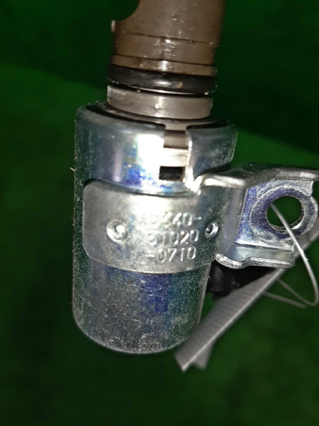 Клапан vvt-i TOYOTA CROWN GRS202 3GR-FSE 15340-31020/15340-0710 2 ракурс