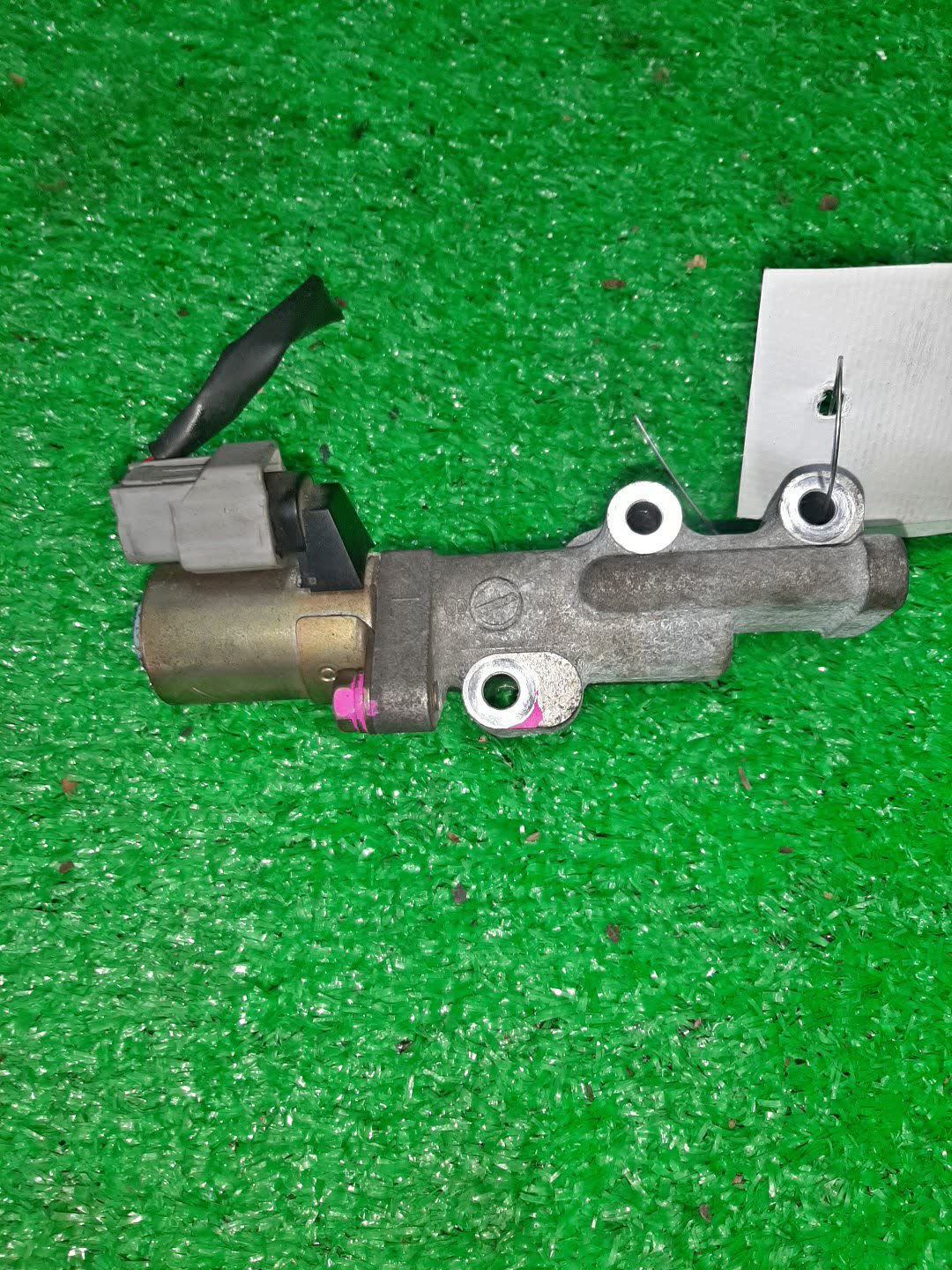 Клапан vvt-i передний NISSAN MURANO PNZ50 VQ35DE 6131-B1-1747 1 ракурс