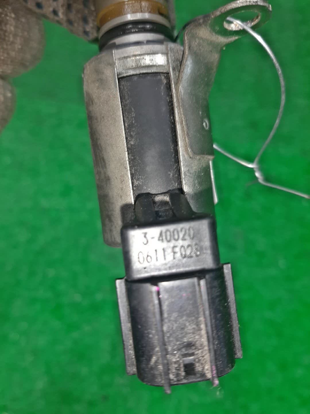 Клапан vvt-i TOYOTA PASSO KGC30 1KR-FE 40020-0611FQ28 2 ракурс