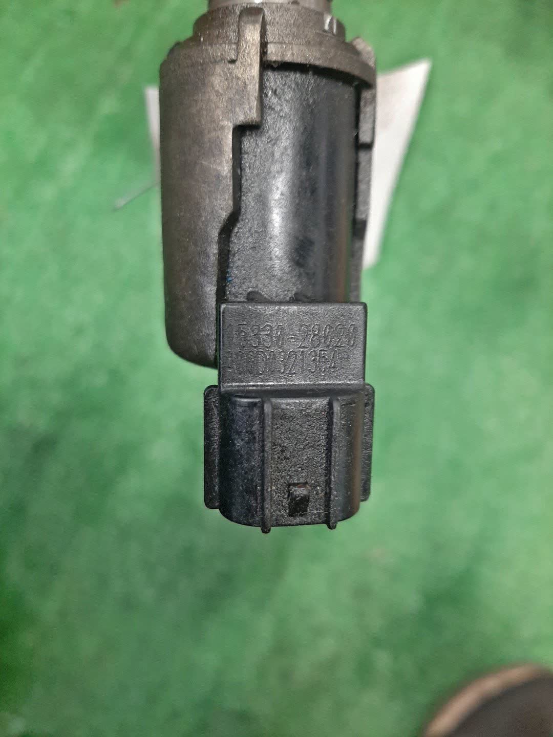 Клапан vvt-i TOYOTA CAMRY ACV45 2AZ-FE 15330-28020 2 ракурс