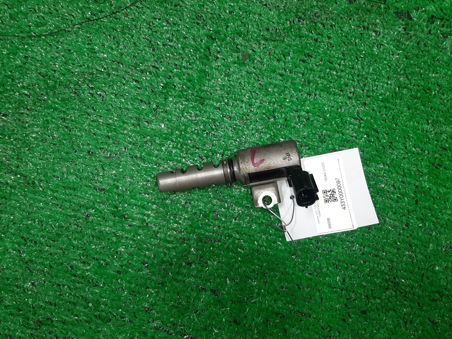 Клапан vvt-i левый TOYOTA CROWN GRS180 4GR-FSE 15340-31020 1 ракурс