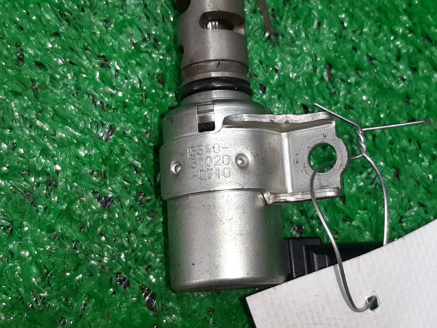 Клапан vvt-i левый TOYOTA CROWN GRS180 4GR-FSE 15340-31020 2 ракурс
