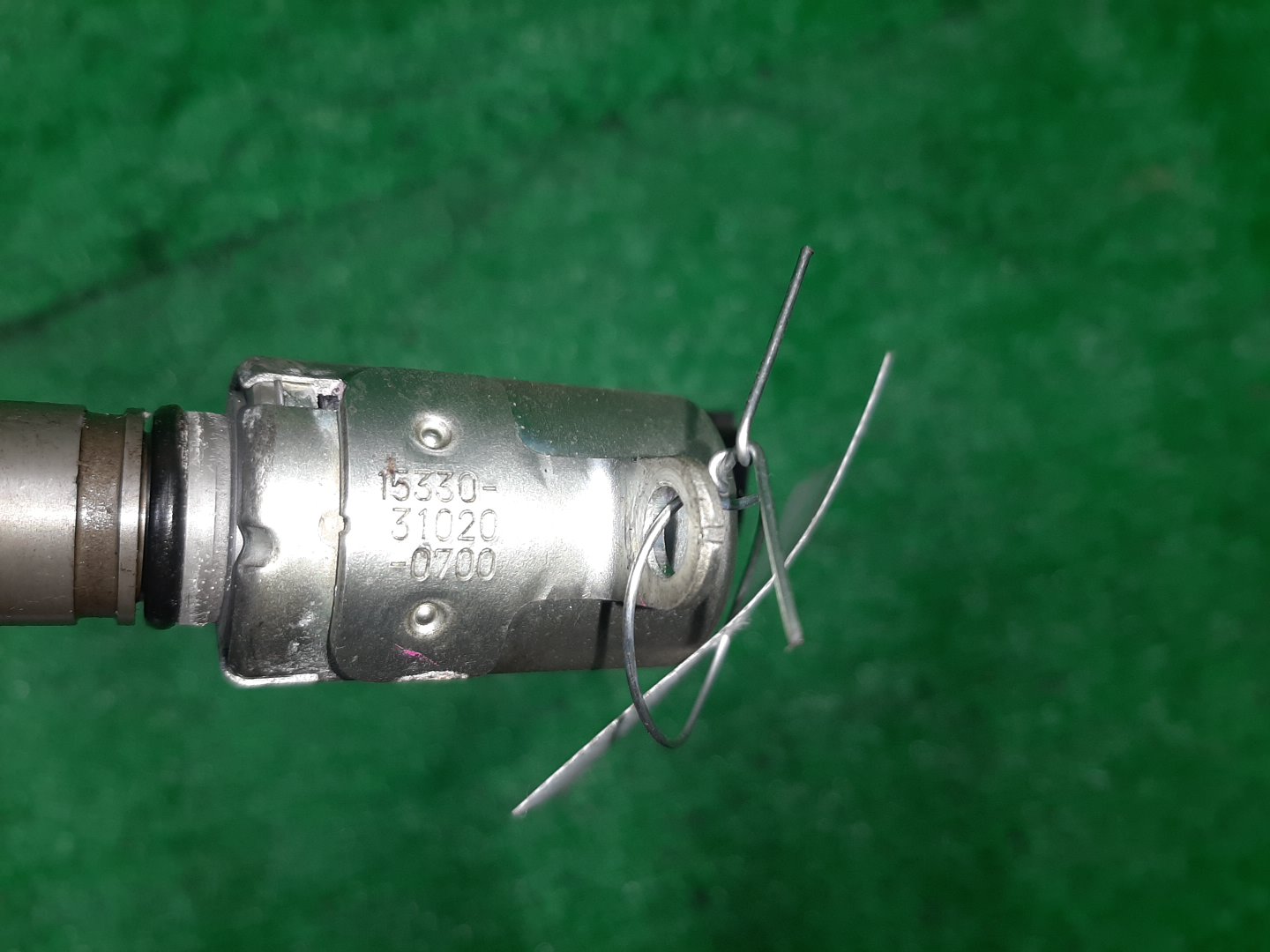Клапан vvt-i правый TOYOTA CROWN GRS180 4GR-FSE 15330-31020 2 ракурс