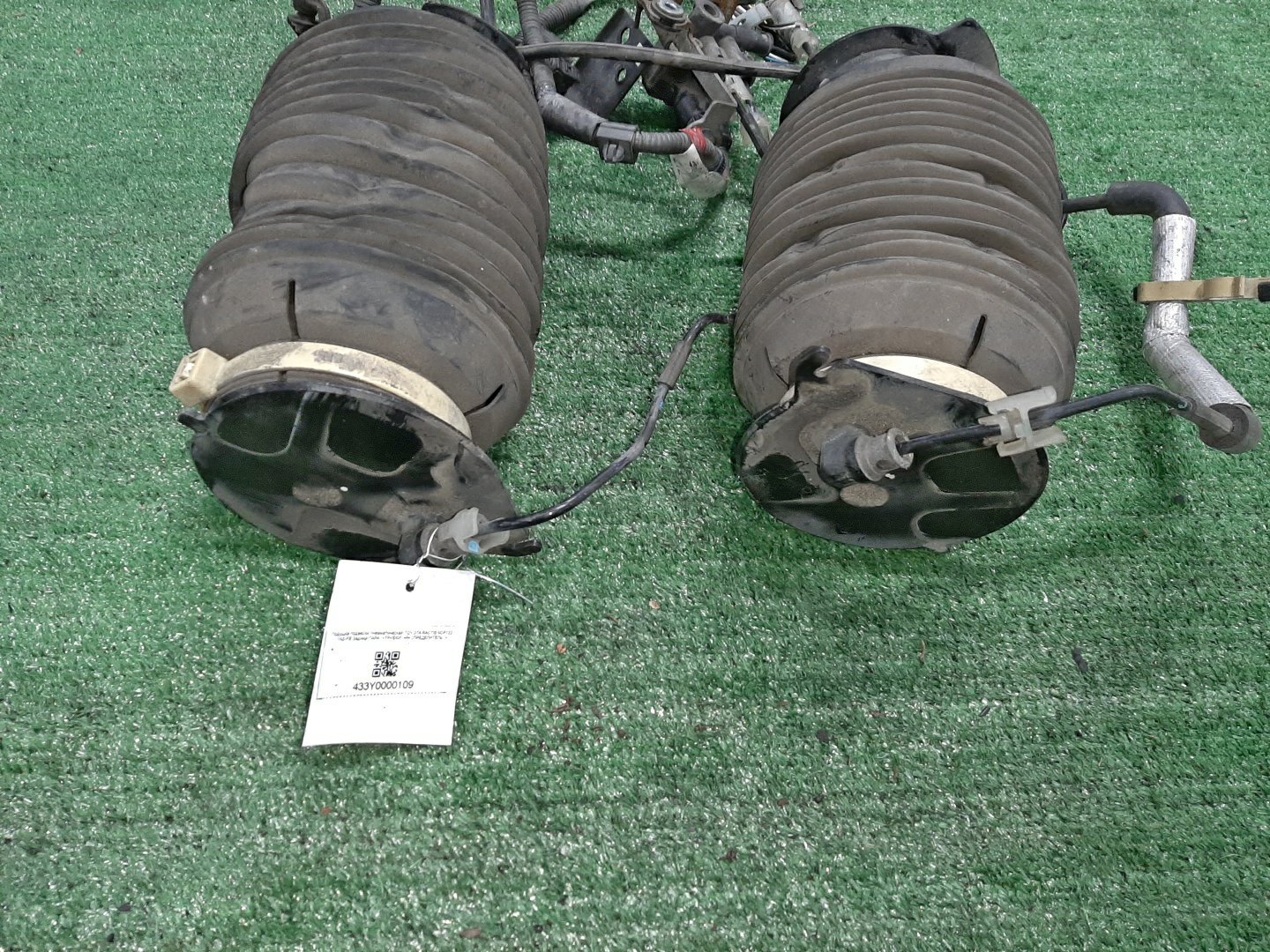 Подушка подвески пневматическая задняя TOYOTA RACTIS NCP122 1NZ-FE 2 ракурс