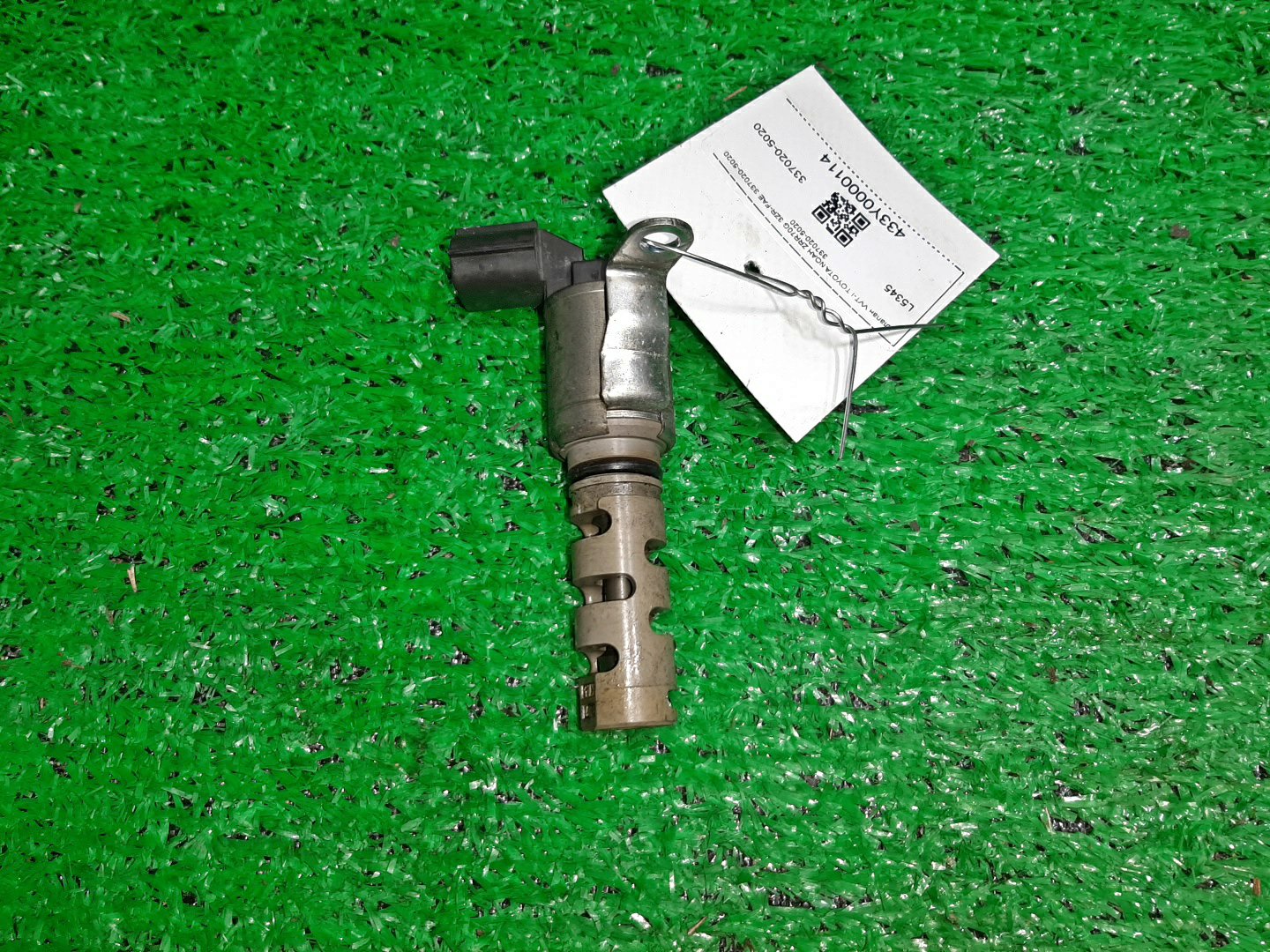 Клапан vvt-i TOYOTA NOAH ZRR70G 3ZR-FAE 337020-5020 1 ракурс