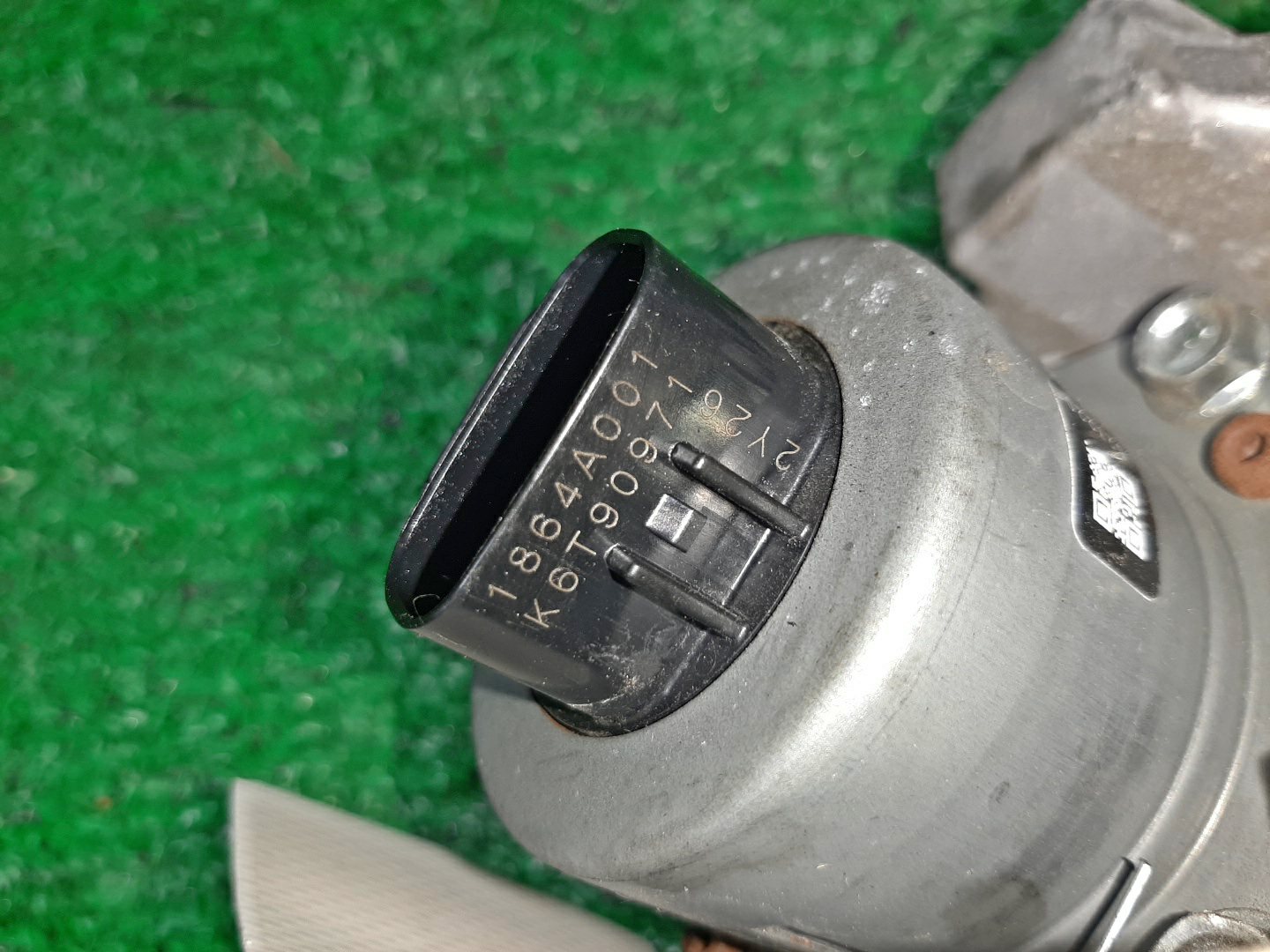 Клапан vvt-i MITSUBISHI RVR GA4W 4J10 1864A001/K6T90971 3 ракурс