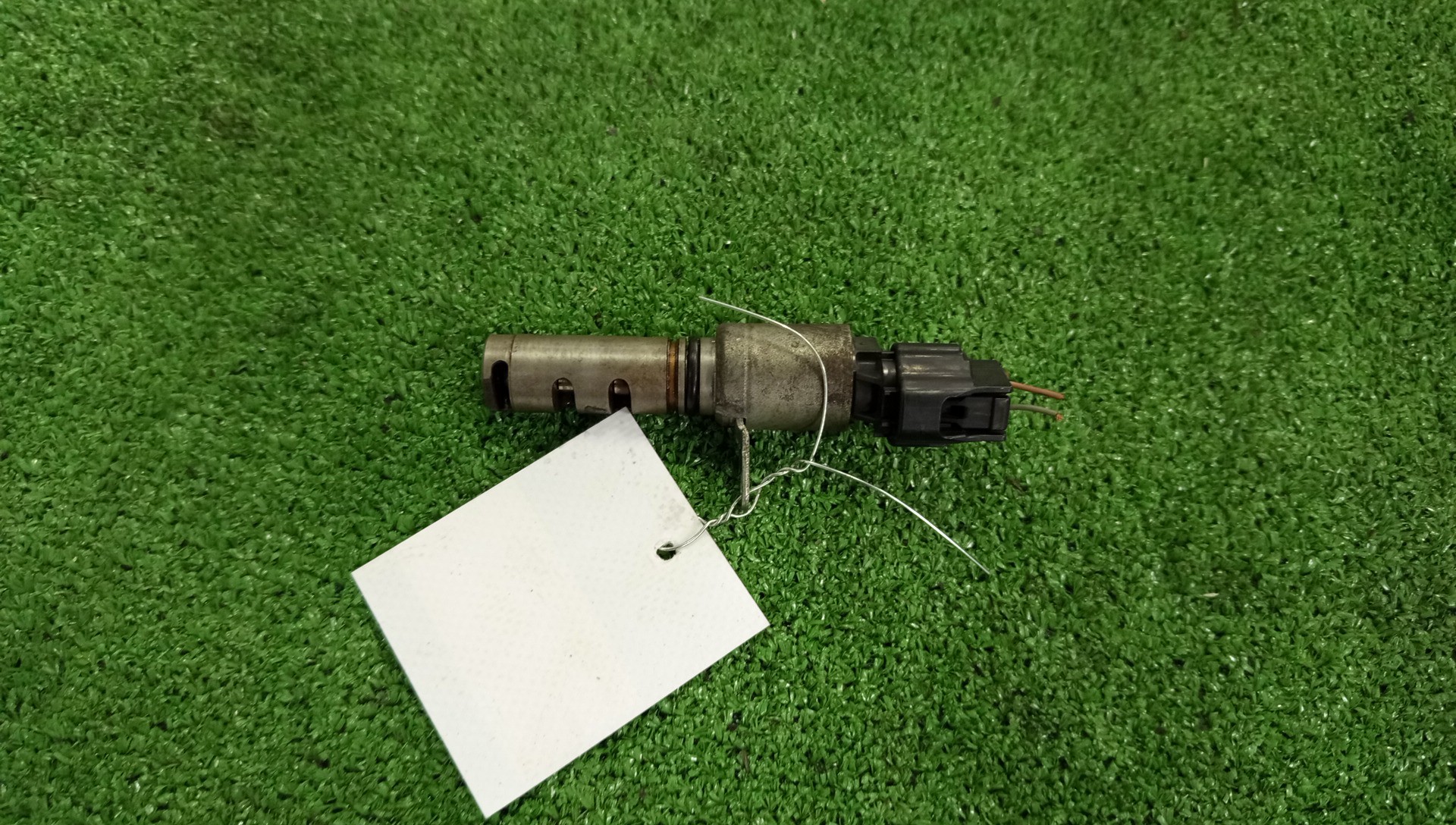 Клапан vvt-i TOYOTA AQUA NHP10 1NZ-FXE 32240-5380 2 ракурс