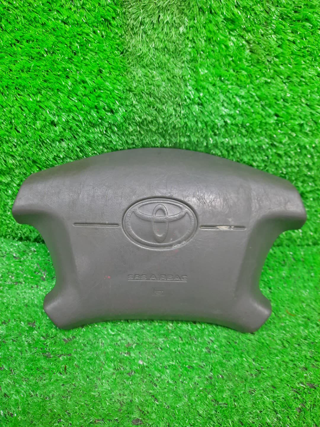 Airbag водительский TOYOTA CHASER GX100 1 ракурс