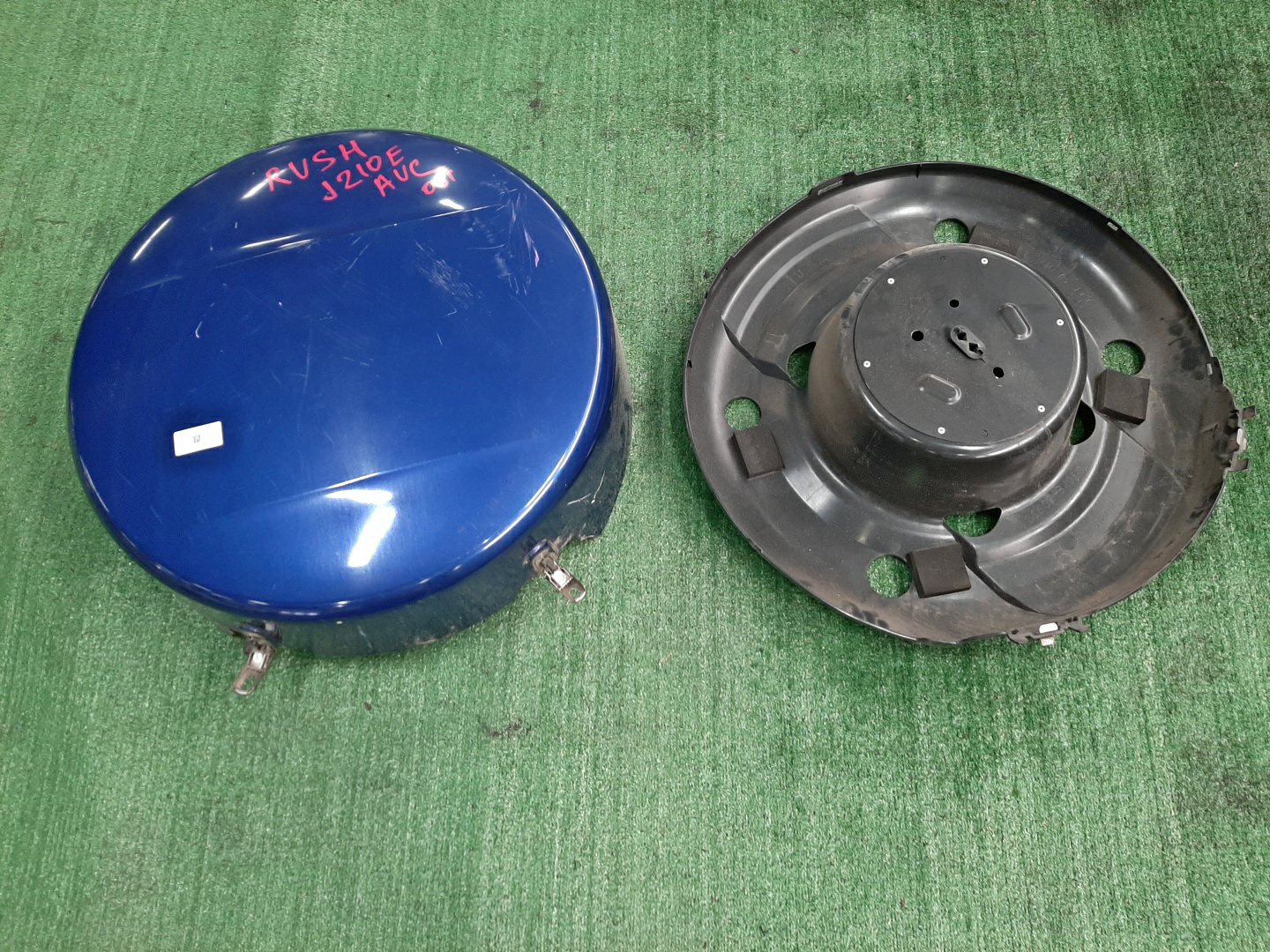  TOYOTA RUSH, BE-GO J210E, J200E, J210G, J200G 1 ракурс