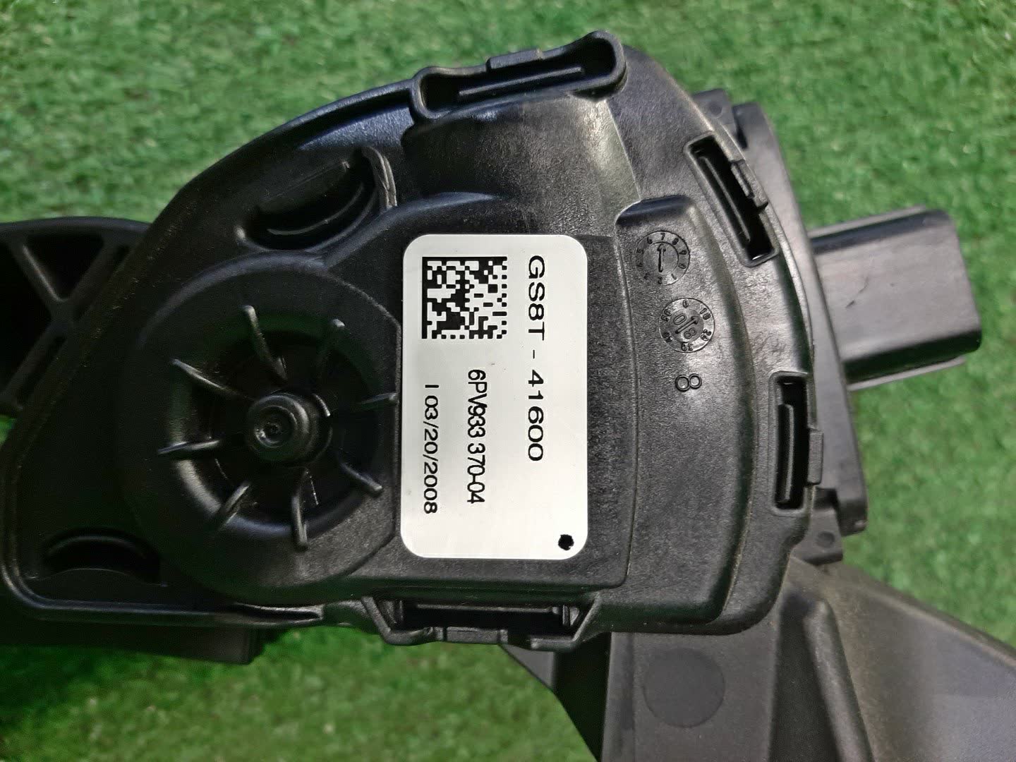Педаль газа MAZDA ATENZA GH5FS GS8T-41600 3 ракурс
