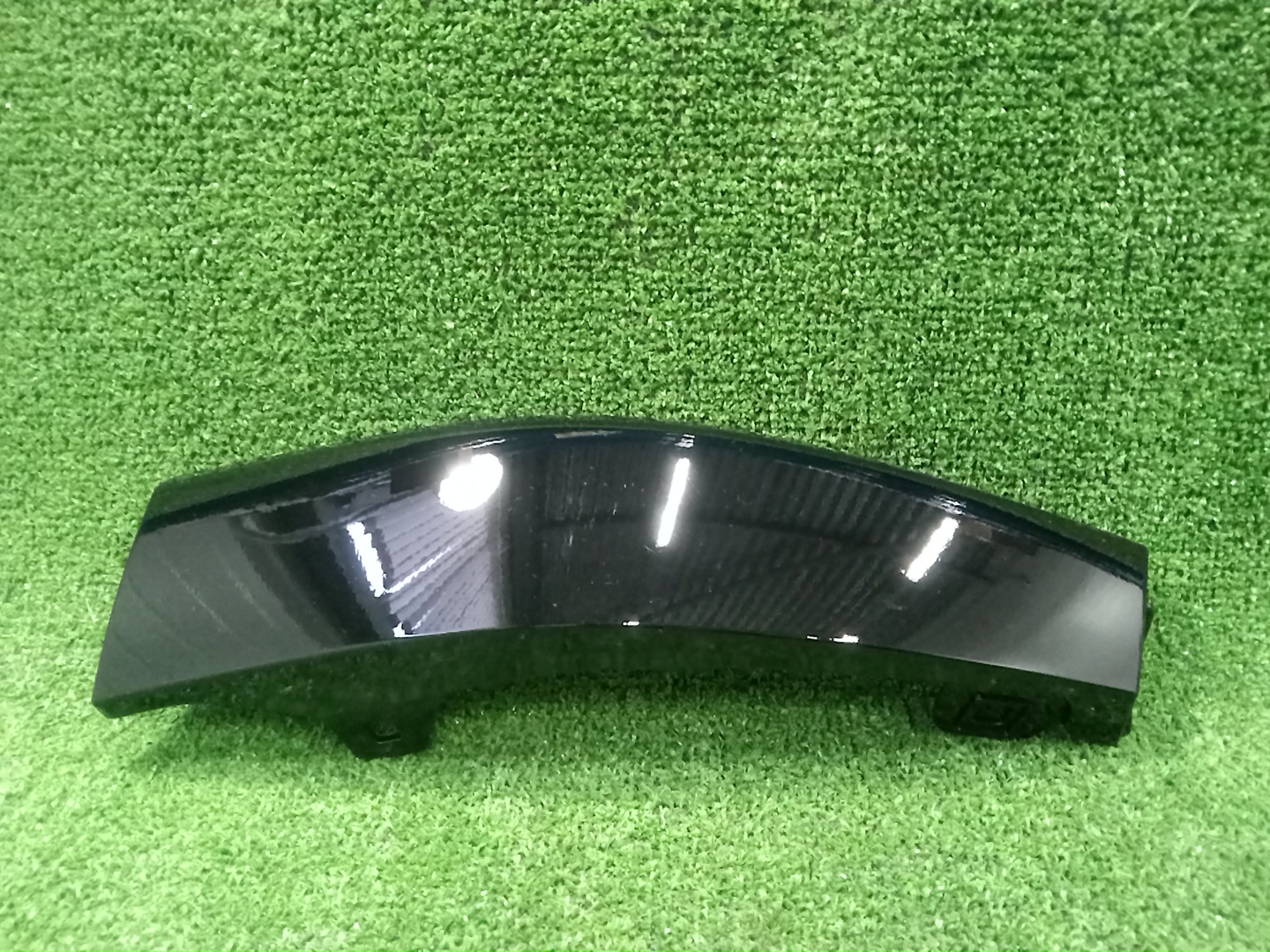 Заглушка бампера правая передняя TOYOTA CROWN AZSH36W 52437-30030-C0 1 ракурс