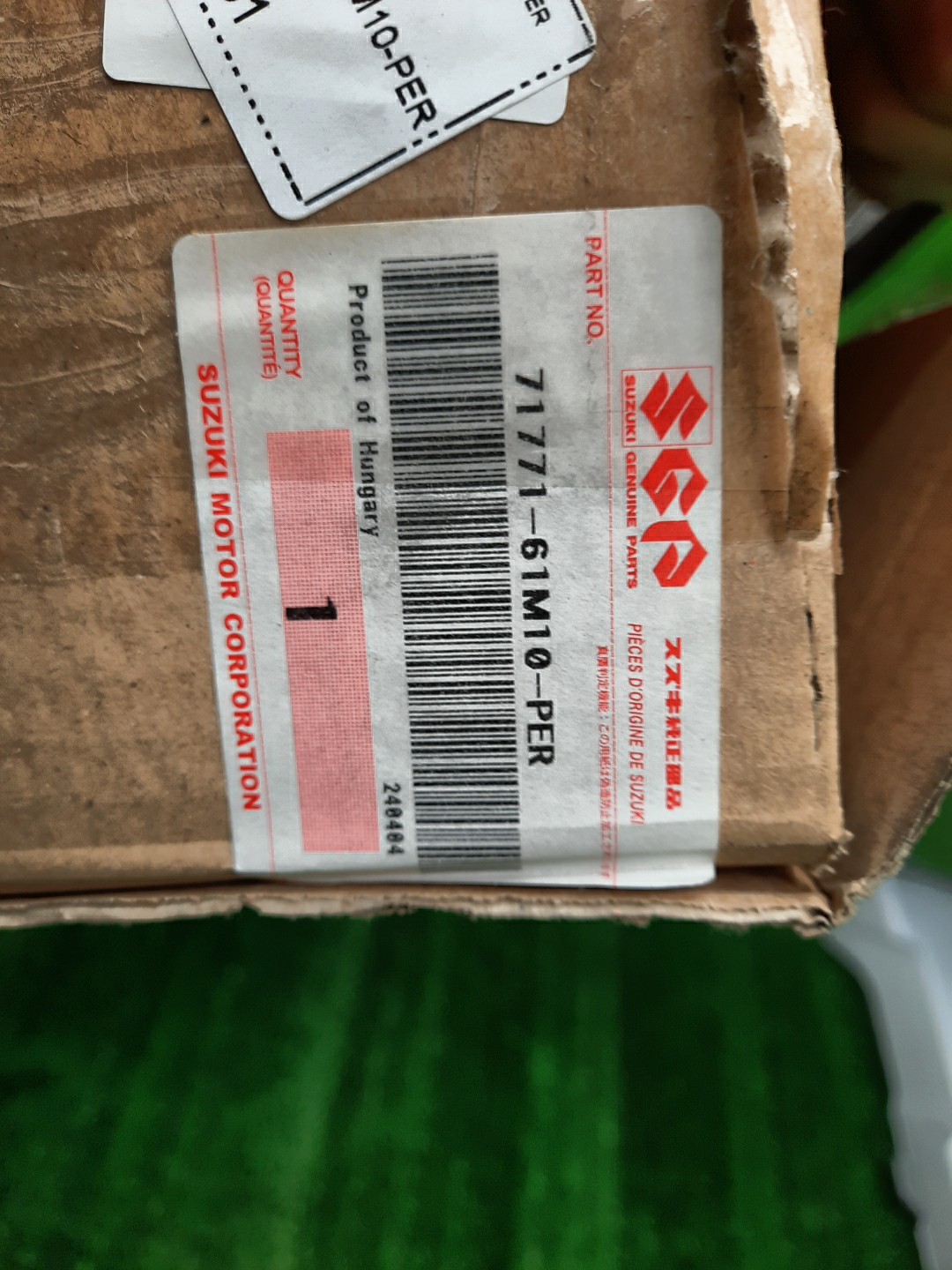 Заглушка бампера передняя SUZUKI SX4 YA22S 71771-61M10-PER 3 ракурс