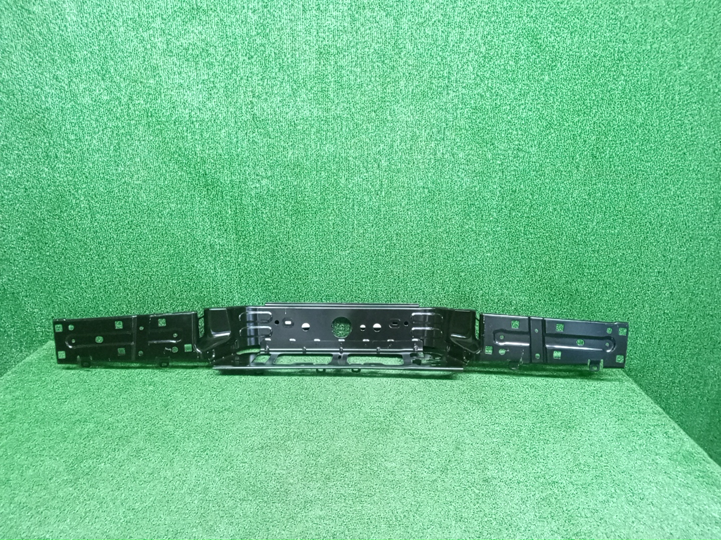 Заглушка бампера задняя TOYOTA TACOMA GRN305L 52159-04030 4 ракурс