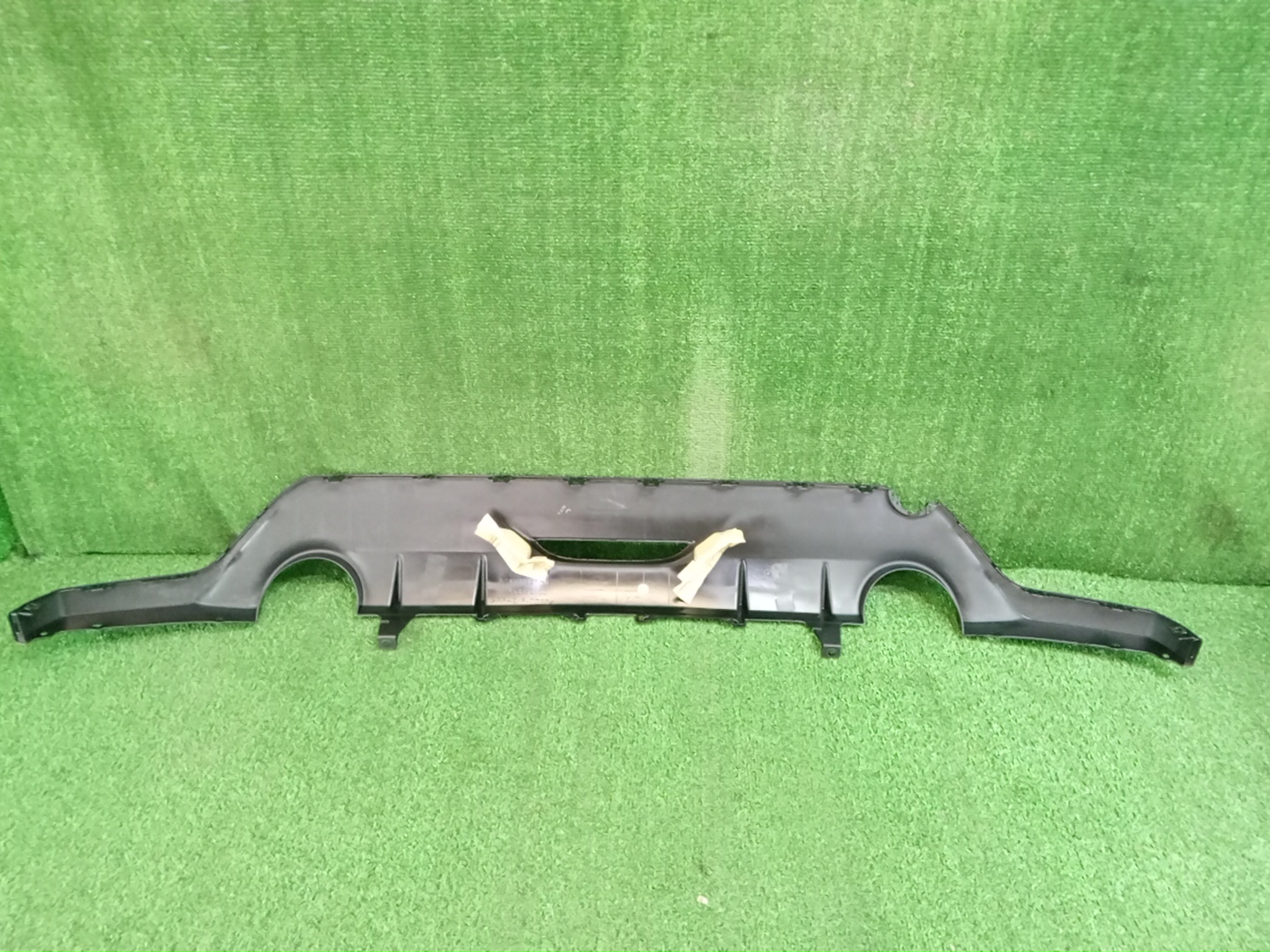 Заглушка бампера задняя TOYOTA YARIS GXPA16 G16E-GTS 52453-52170 4 ракурс