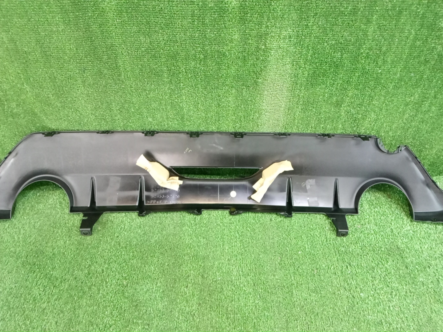 Заглушка бампера задняя TOYOTA YARIS GXPA16 G16E-GTS 52453-52170 5 ракурс