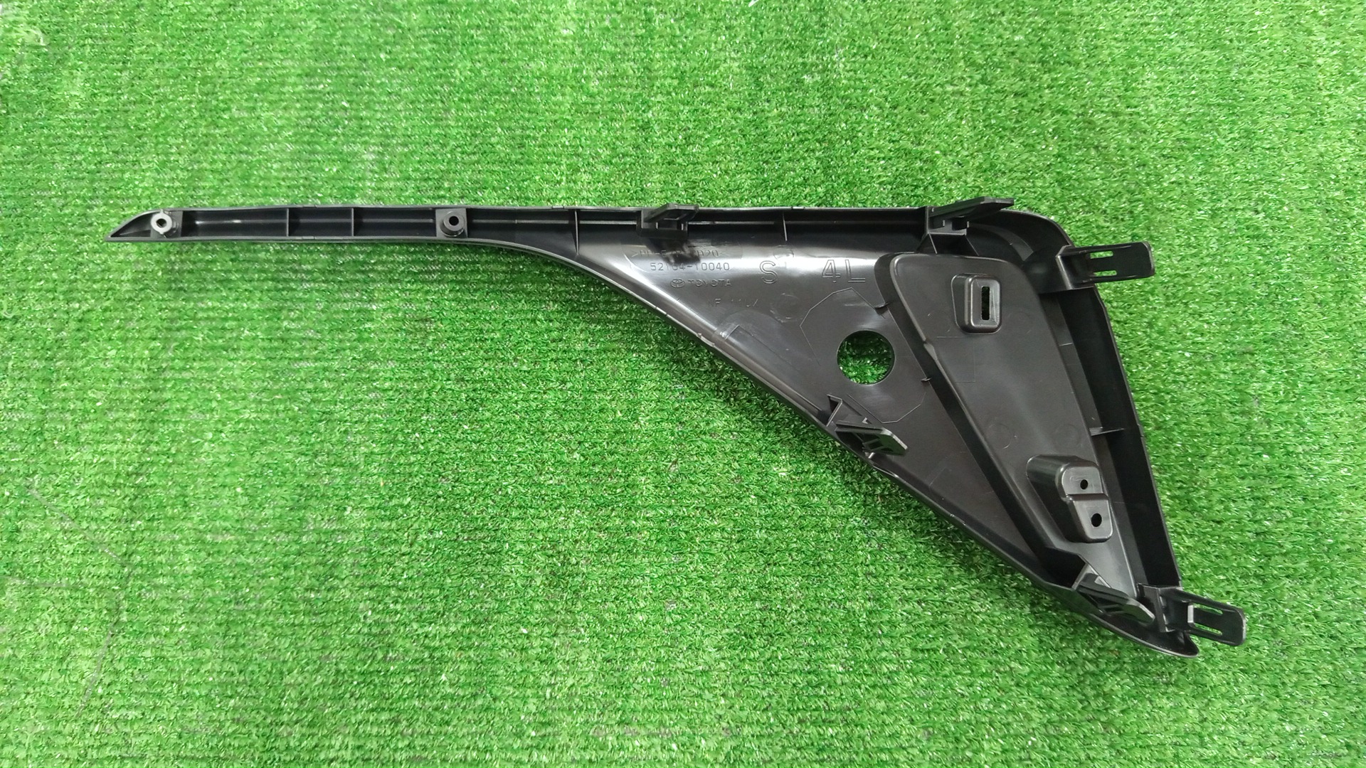 Заглушка бампера левая задняя TOYOTA C-HR ZYX11 52164-10040 2 ракурс