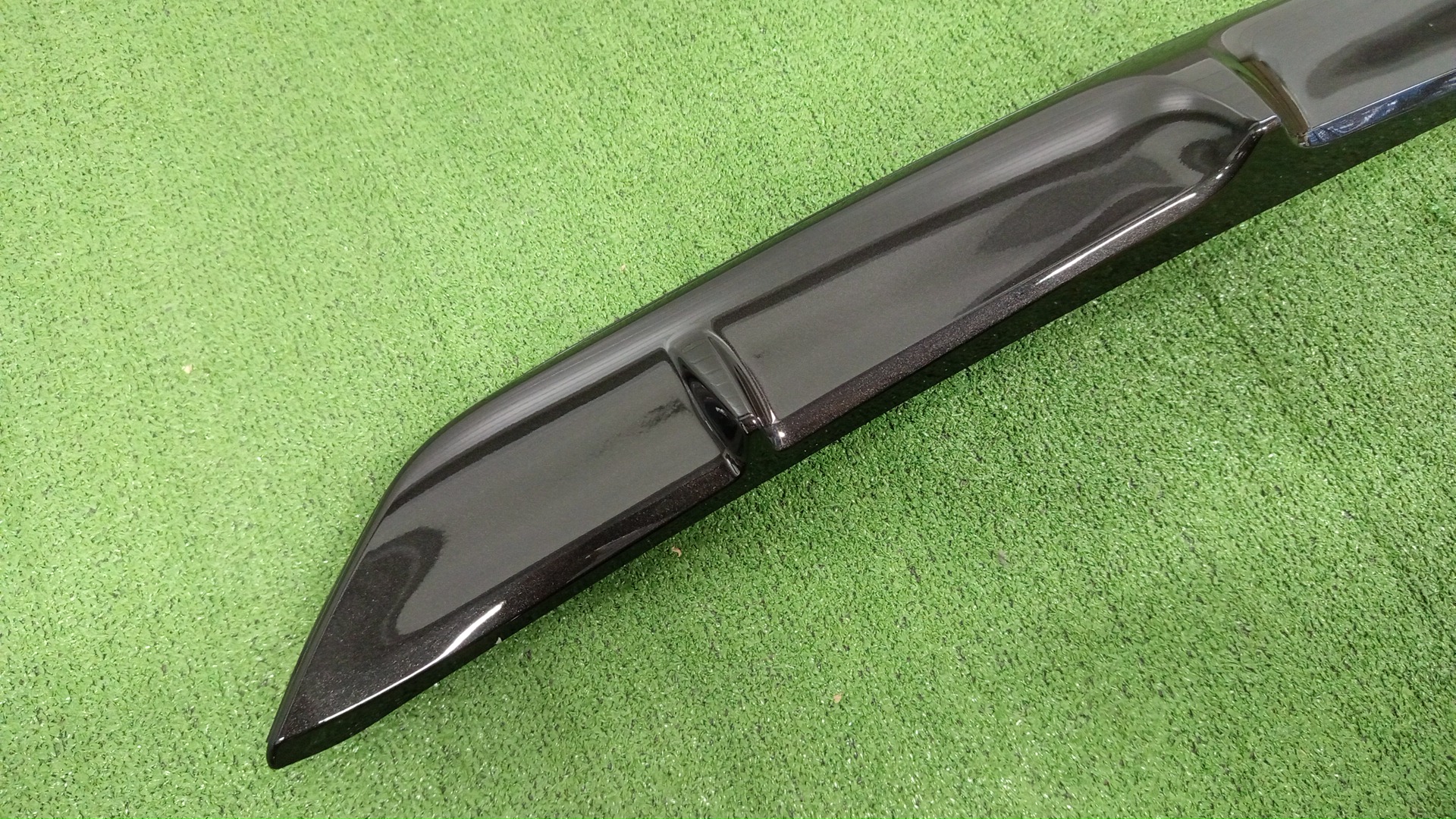 Заглушка бампера задняя TOYOTA COROLLA FIELDER NRE161G 52169-13060 2 ракурс