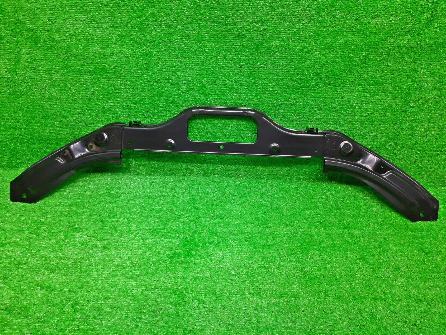 Защита замка капота MAZDA CX-5 KF5P, KF2P, KFEP K69A-53-150 1 ракурс Защита замка капота MAZDA CX-5 KF5P, KF2P, KFEP K69A-53-150 1 ракурс