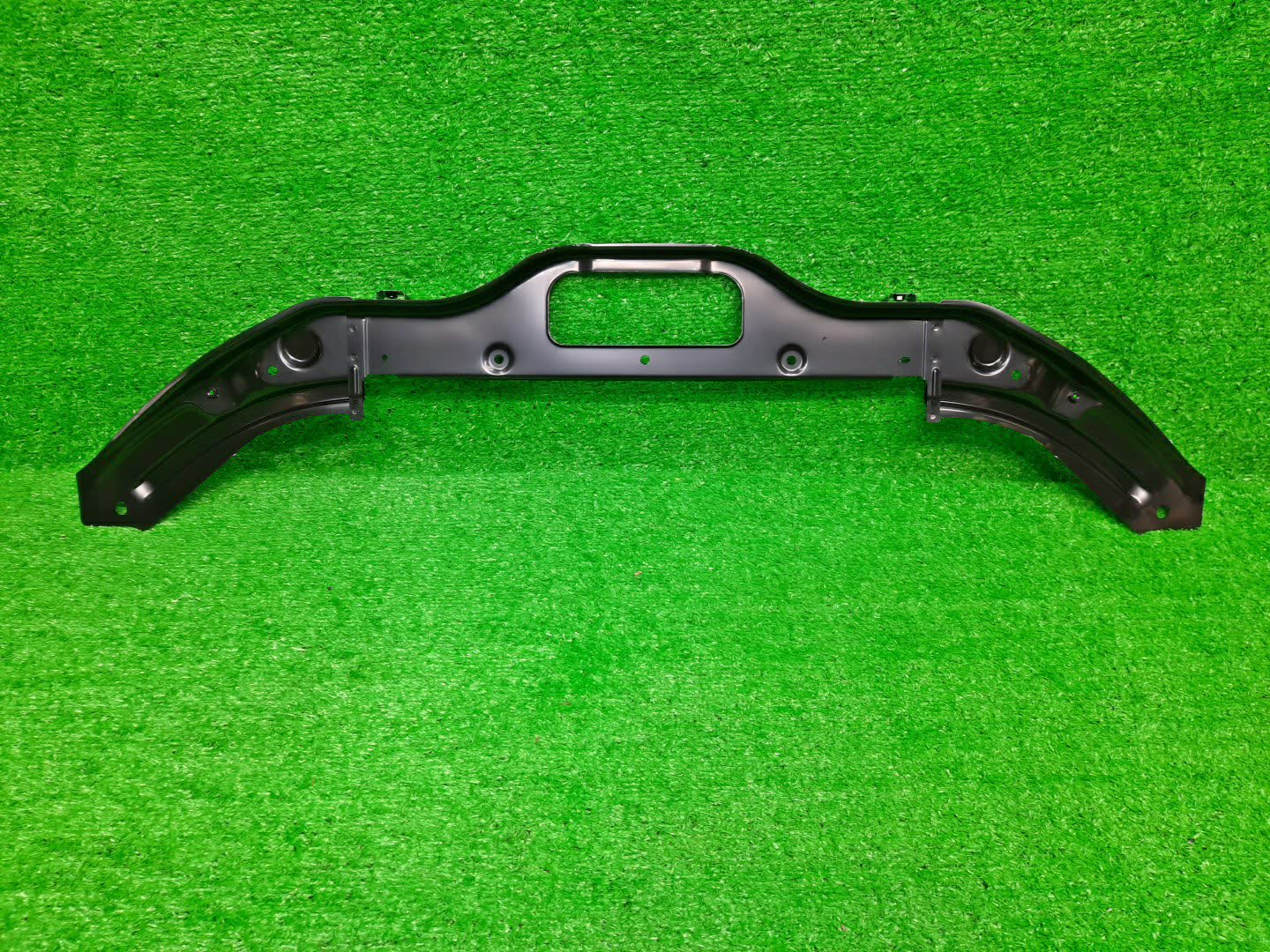 Защита замка капота MAZDA CX-5 KF5P, KF2P, KFEP K69A-53-150 2 ракурс Защита замка капота MAZDA CX-5 KF5P, KF2P, KFEP K69A-53-150 2 ракурс
