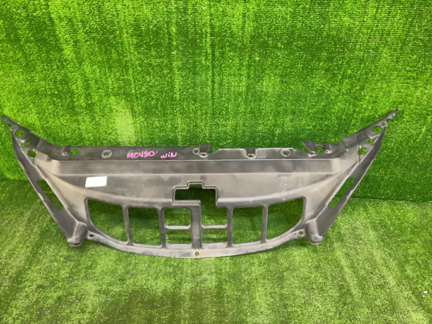 Защита замка капота TOYOTA WINDOM MCV30 1 ракурс
